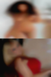 Nude foxy housewives.