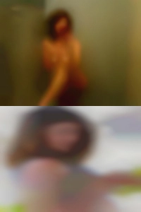Nude girls gone pussy fishing.